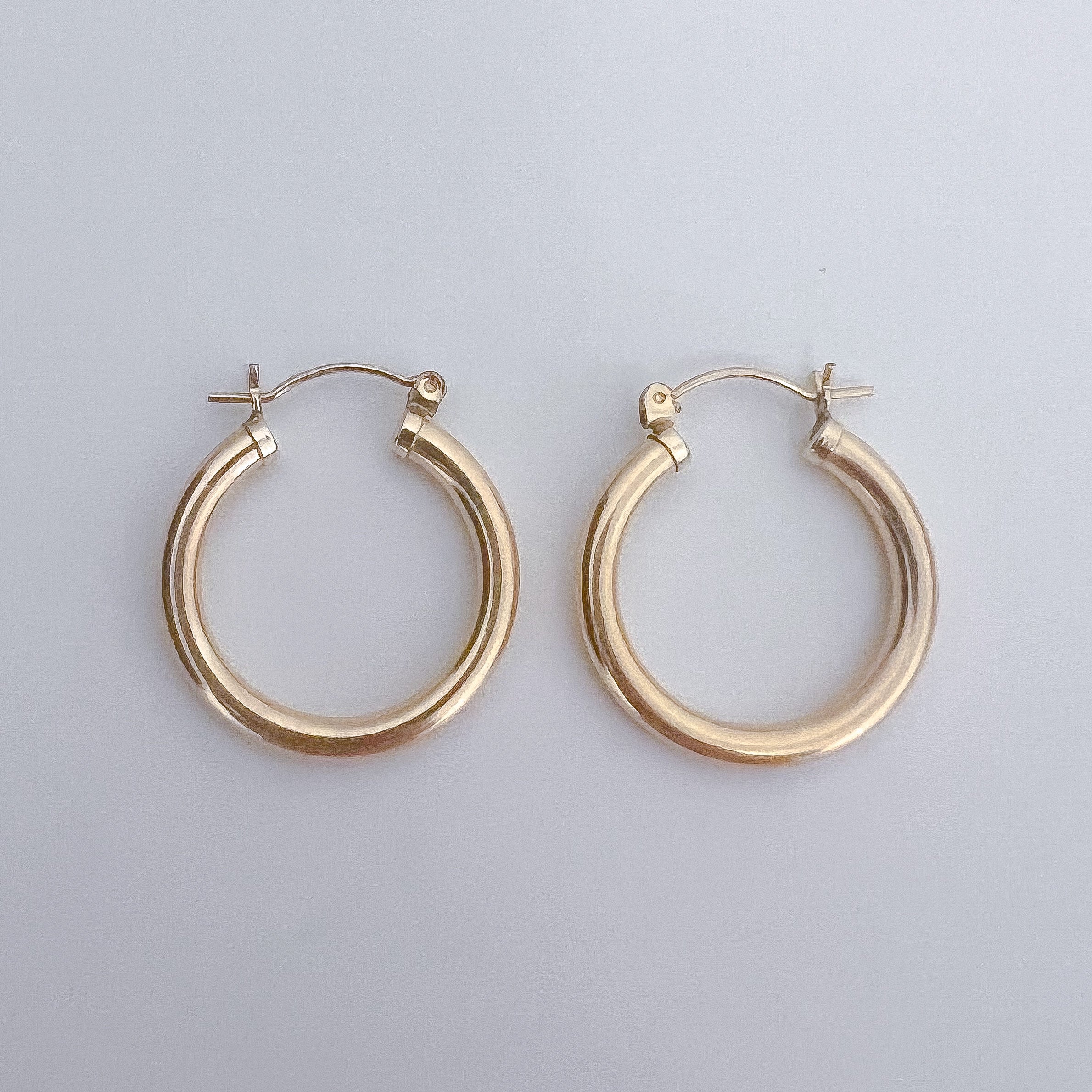 Celine Hoops